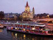 Romantica Luna di Miele nella bellissima Vienna organizzata da Perusia Viaggi