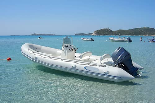 Mare Calabria. Gita in gommone Club Esse Sunbeach Villaggio 4 stelle - Vacanze Mare 2022 Perusia Viaggi