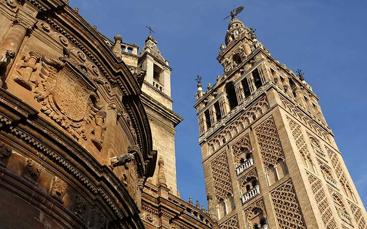 La Cattedrale di Siviglia, la più grande di Spagna, con la famosa Giralda - Itinerario Tour Spagna 8 giorni Perusia Viaggi
